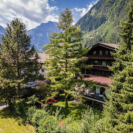 Aparthotel Landhaus St. Joseph Майрхофен Экстерьер фото